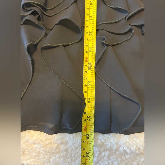 Le Chateau Strapless Cream and Grey Dress - Picture 7 of 7